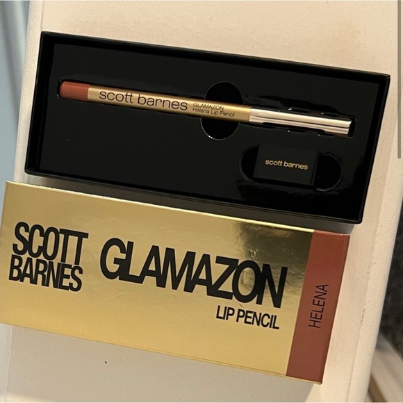 Scott Barnes bundle: Eyelashes,lip liner and Hollywood snow globe. - Picture 8 of 8